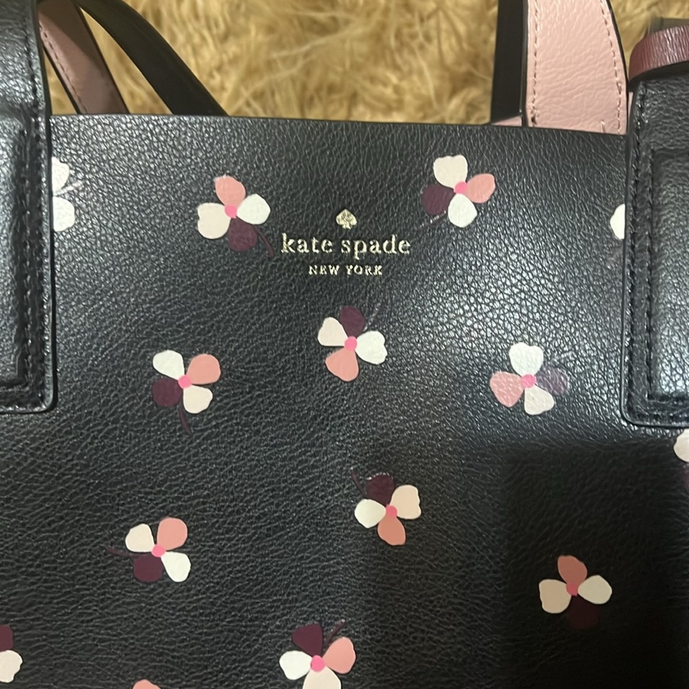 Kate Spade ♠️ Floral Pup Reversible Leather Tote - Picture 14 of 16